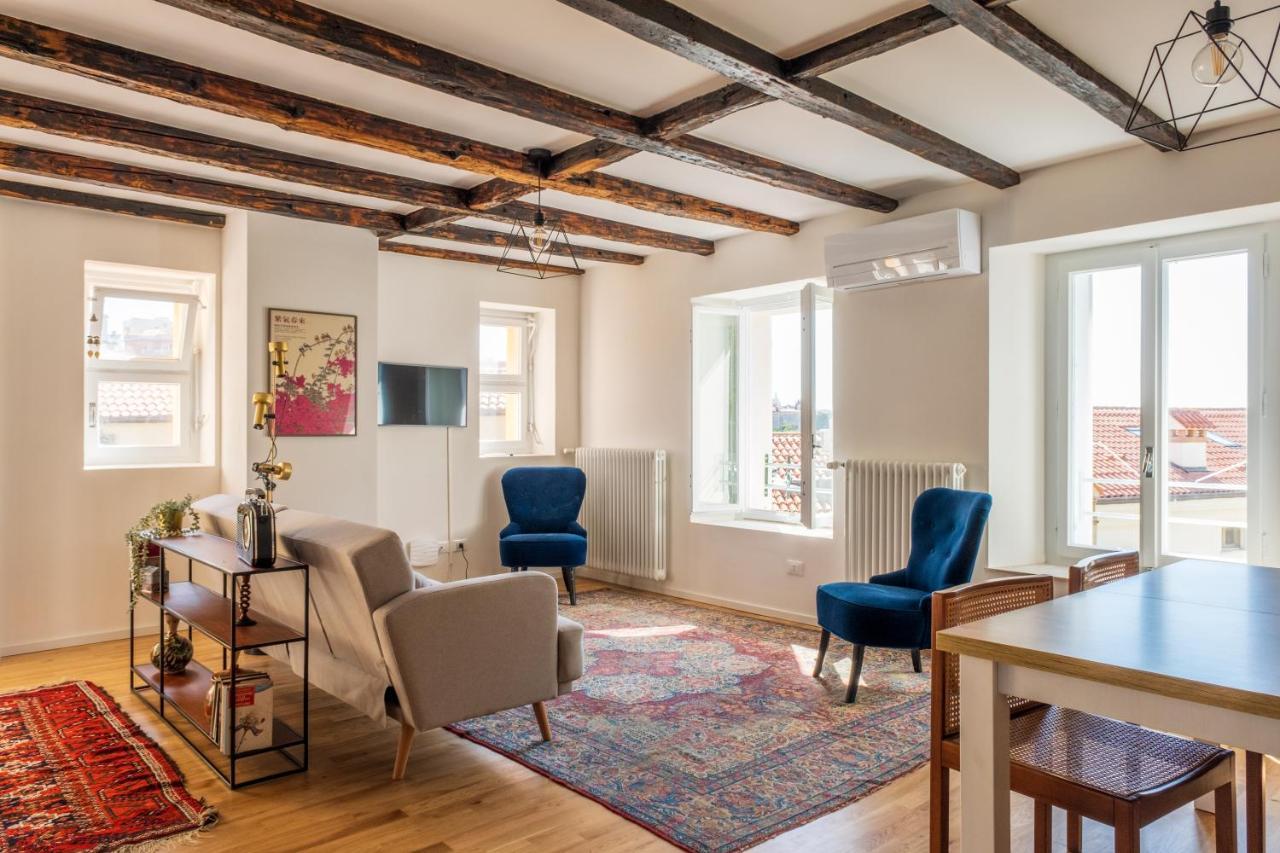 Ora Et Labora Apartment *